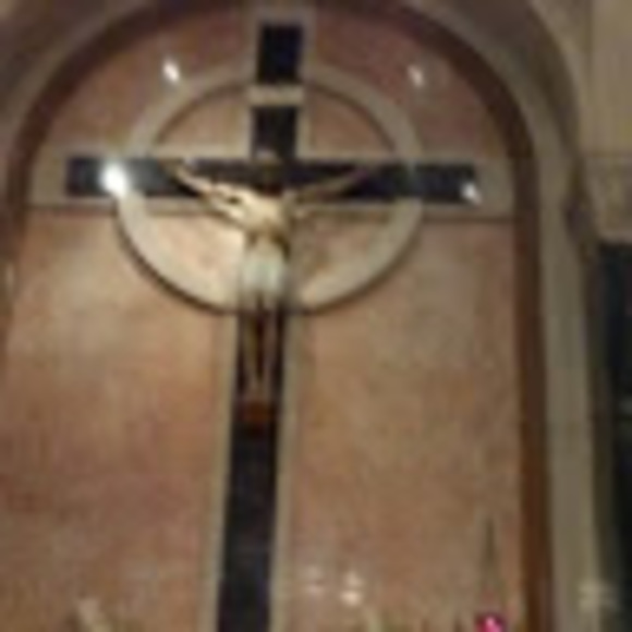 Meet your Posher, Cecilia - Picture 1 of 1